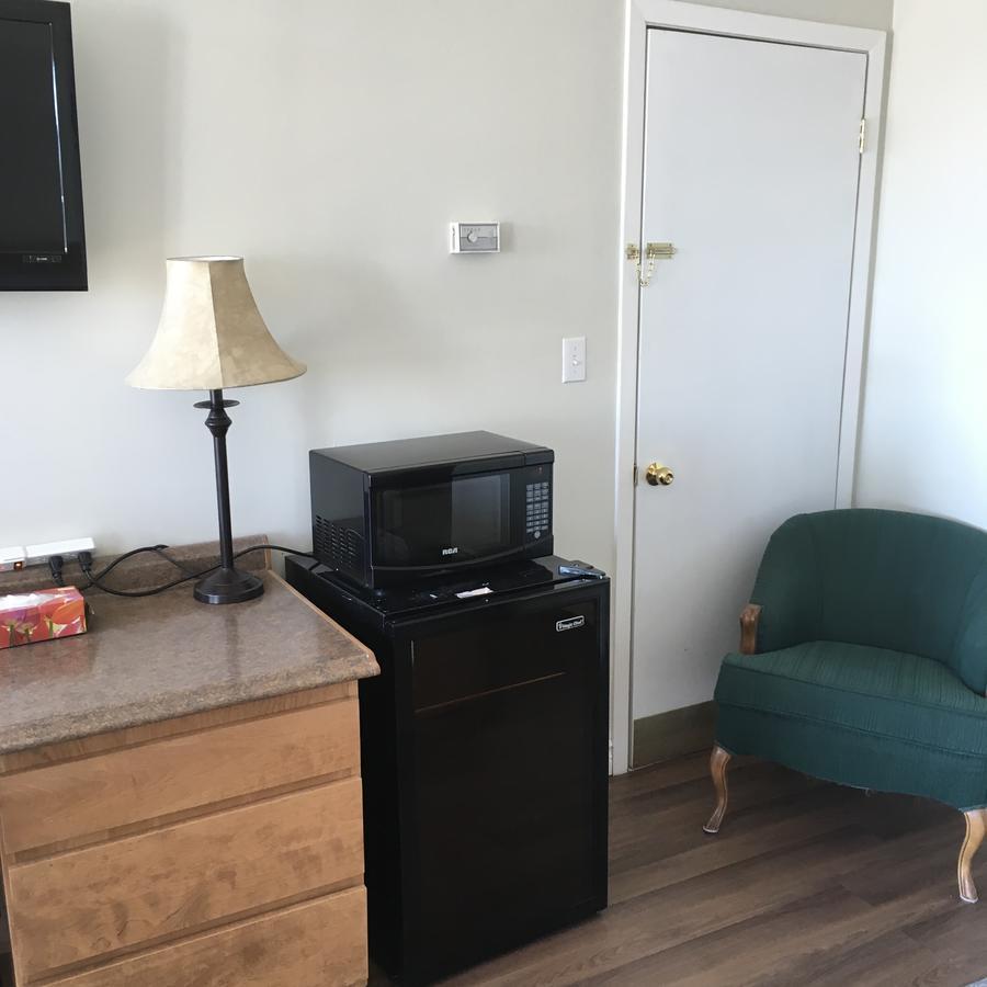 Anchor Motel And Suites Bedeque Экстерьер фото